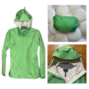 Patagonia Women's Utility Rain Jacket - Green